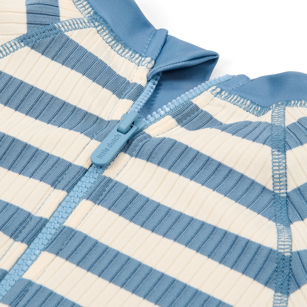 pol_pl_Little-Dutch-Swimsuit-z-krotkim-rekawem-Ocean-Blue-Stripes-62-68-5897_1.png