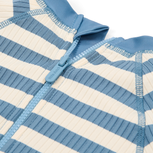 pol_pl_Little-Dutch-Swimsuit-z-krotkim-rekawem-Ocean-Blue-Stripes-62-68-5897_1.png