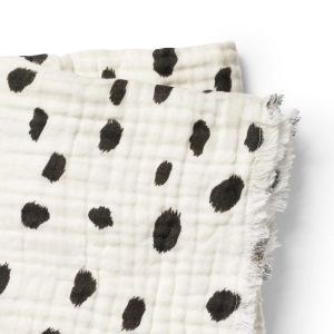 pol_pl_Elodie-Details-Kocyk-Soft-Cotton-Blanket-Dalmatian-Dots-Grande-35901_3.jpg
