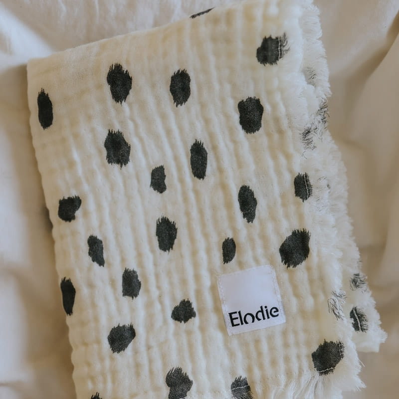 pol_pl_Elodie-Details-Kocyk-Soft-Cotton-Blanket-Dalmatian-Dots-Grande-35901_6.jpg
