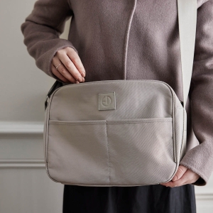 pol_pl_Elodie-Details-Torba-dla-mamy-Moonshell-32880_3.jpg
