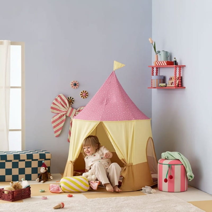 pol_pl_Kids-Concept-Namiot-do-zabawy-Circus-rozowy-35993_2.jpg