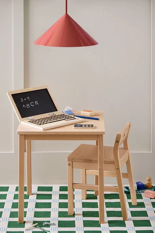 pol_pl_Kids-Concept-Laptop-komputer-KIDS-HUB-35185_1.jpg