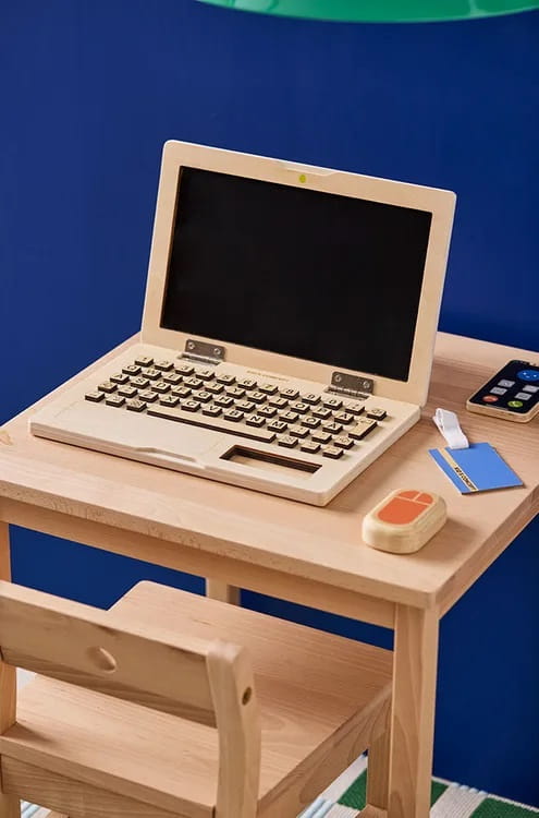 pol_pl_Kids-Concept-Laptop-komputer-KIDS-HUB-35185_8.jpg