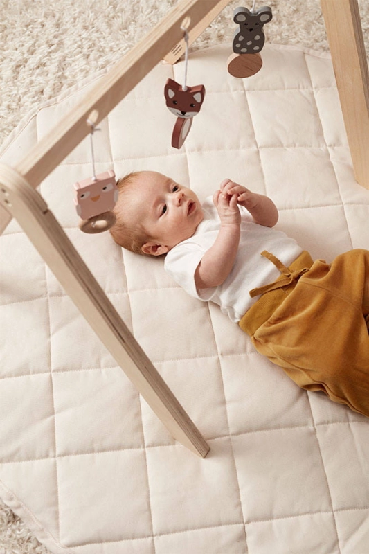 pol_pl_Kids-Concept-Mata-do-zabawy-white-32350_4.jpg