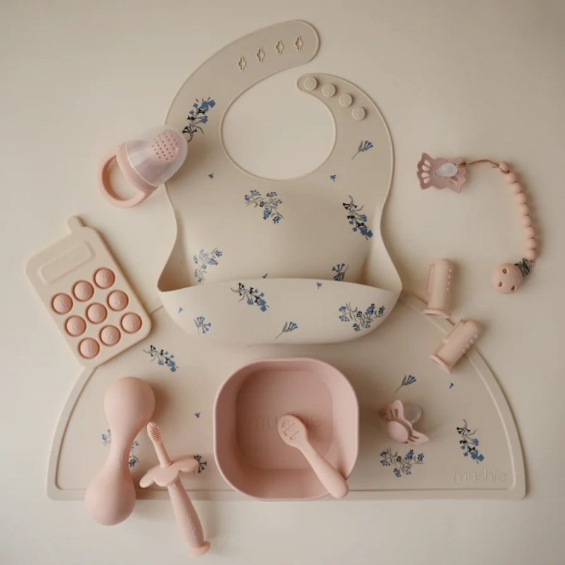 flatlays_05.03-13_5799abe3-efda-43ae-ab73-b17ce31b80c8.webp