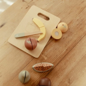 pol_pl_Little-Dutch-Deska-do-krojenia-z-owocami-FSC-5453_1.jpg