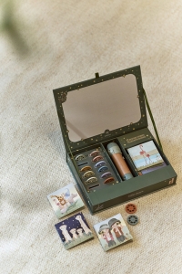 pol_pl_Little-Dutch-Latarka-projektor-z-bajkami-Safari-Friends-6199_6.jpg
