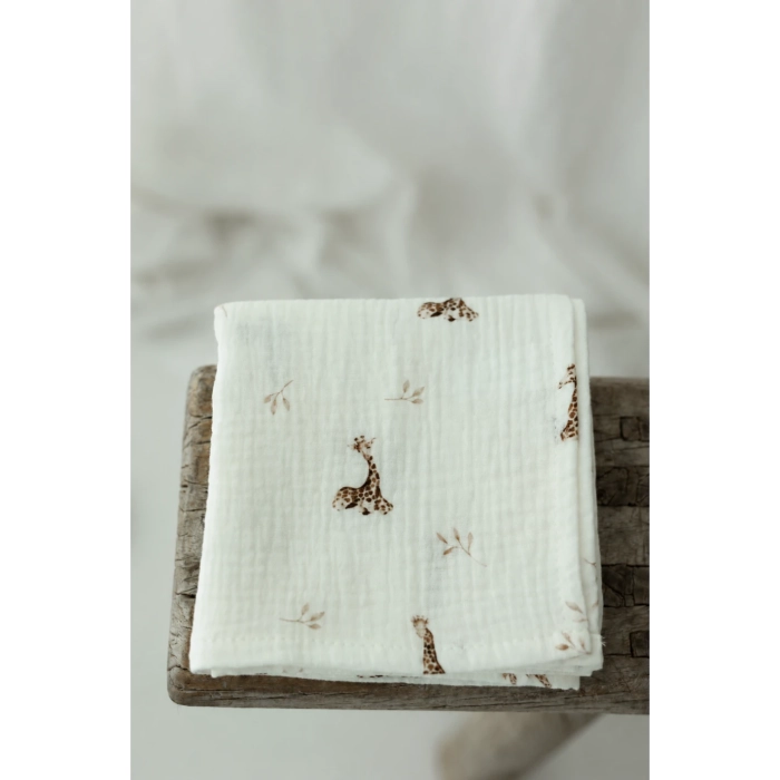 4-pak-pieluszek-muslinowych-z-bawelny-organicznej-35x35-giraffes-my-memi (1).webp